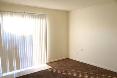 Main picture of Country Estates Manor Apartments