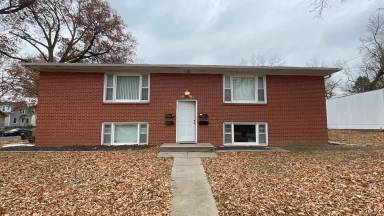 Main picture of 1100 S 25th St