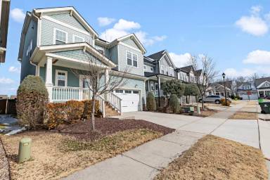 Main picture of 1912 Split Rail Pl
