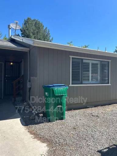 Main picture of 1034 Holman Cir