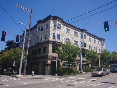 Main picture of 1404 E Yesler Way