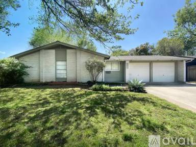 Main picture of 306 W Northgate Dr