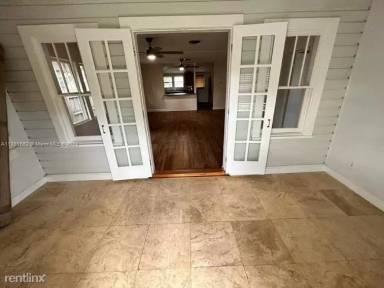 Main picture of 2307 Wilson St