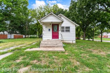 Main picture of 2604 Oak St