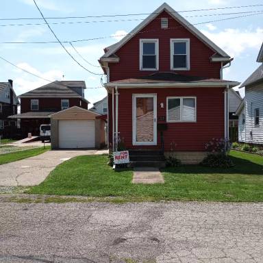 Main picture of 229 Hickory Way
