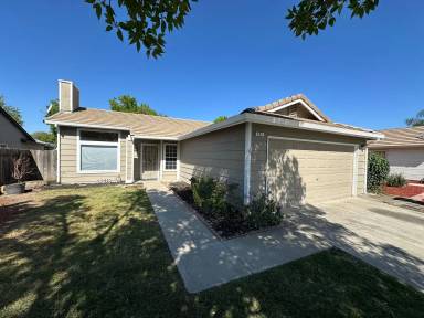 Main picture of 405 Goldrun Dr