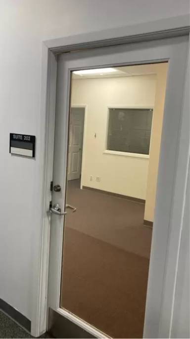 Main picture of 3033 Ogden Ave