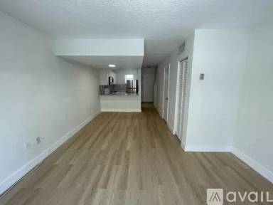 Main picture of 8035 NW 8th St