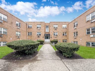 Main picture of 1325 66th Ave