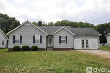 Main picture of 271 Sanders Dr
