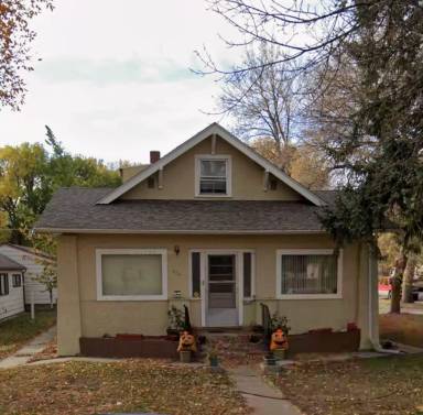 Main picture of 724 1st Ave SW