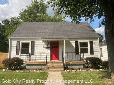 Main picture of 427 College St