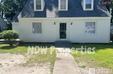 Main picture of 1111 Sycamore St