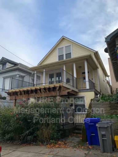 Main picture of 22 S Meade St