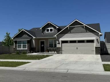 Main picture of 4651 N Palustris Ave