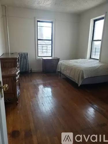 Main picture of 4828 Barnes Ave