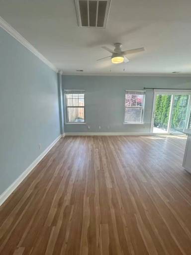 Main picture of 128 Stonecrest Dr