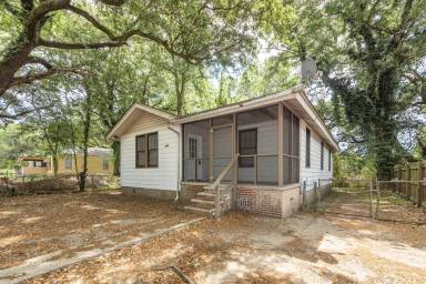 Main picture of 2349 Bailey Dr