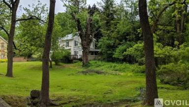 Main picture of 1036 Creek Locks Rd