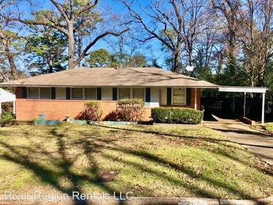 Main picture of 207 Forest Hills Dr
