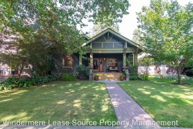 Main picture of 708 W 20th Ave