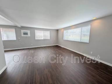 Main picture of 110 Cromwell Pl