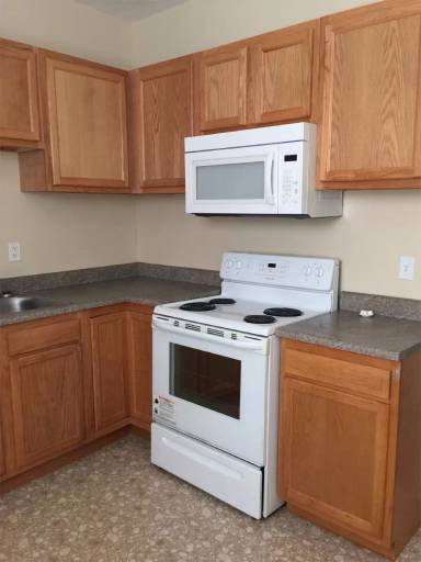 Main picture of 617 15th Street, Huntington, WV  25701 - 2