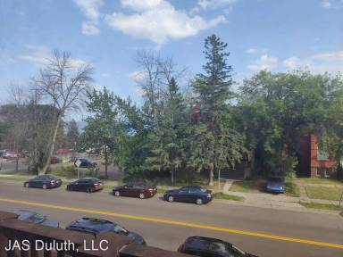 Main picture of 721 E 1st St