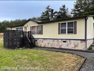 Main picture of 1724 Rauhuff Hollow Rd