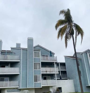 Main picture of 955 E 3rd St