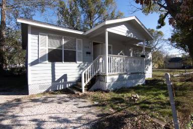 Main picture of 806 12th St