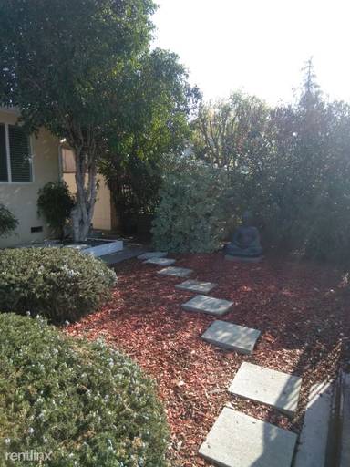 Main picture of 8400 Cantaloupe Ave