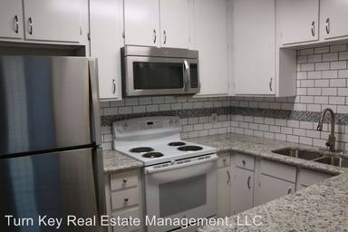 Main picture of 2034 Oakwood Ct