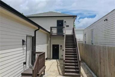 Main picture of 2311 Saint Anthony St
