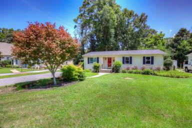 Main picture of 301 Perdido Ave