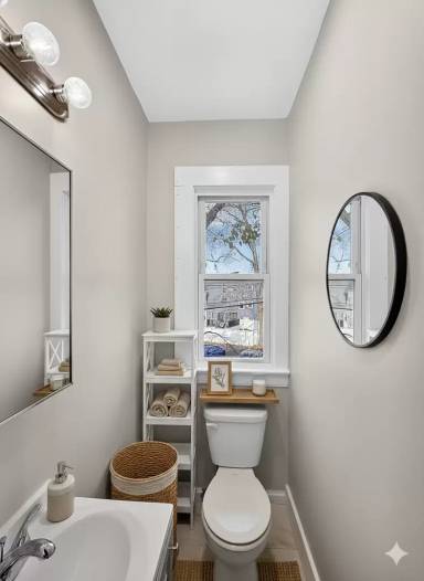 Main picture of 44 Clifford St