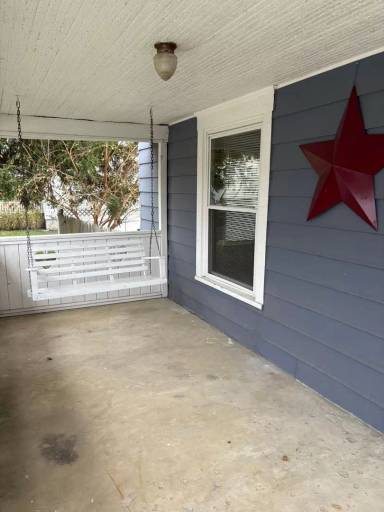 Main picture of 845 Congress St