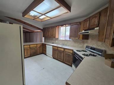 Main picture of 3409 E 99th Dr