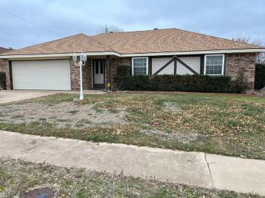 Main picture of 4711 Lois Ln