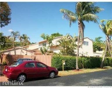Main picture of 10823 SW 147th Pl