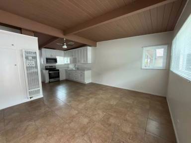 Main picture of 2225 Pacific Ave