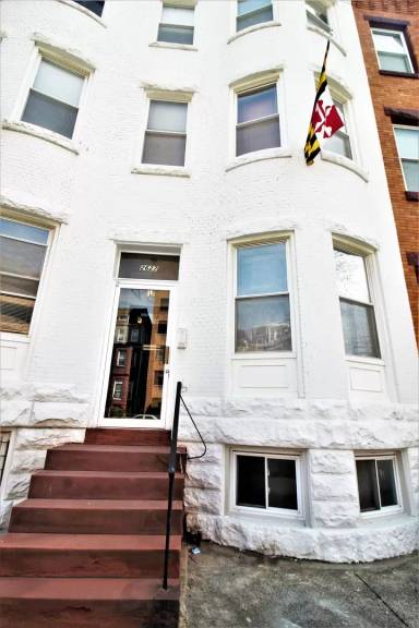 Main picture of 2627 N Charles St