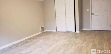 Main picture of 1004 Stonybrook Cir