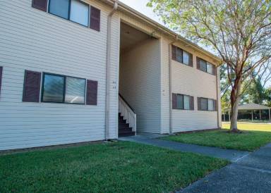 Main picture of 1021 W Port St