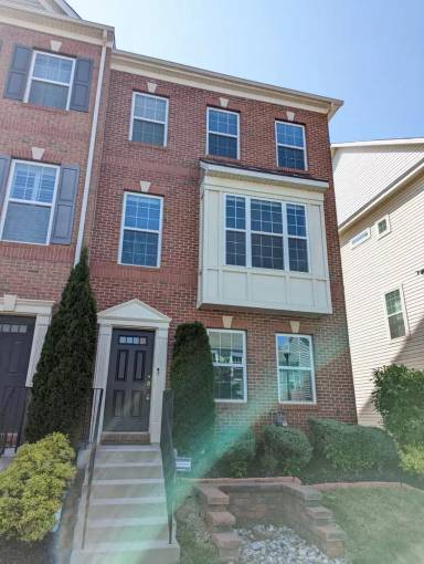 Main picture of 5062 Judicial Way