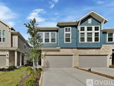 Main picture of 4018 Champlain Way