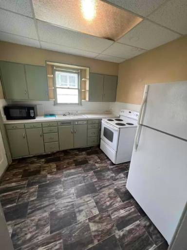 Main picture of 1316 Center St
