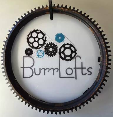 Main picture of 123 Pine St