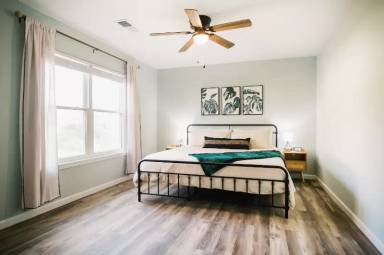 Main picture of 4184 Balmoral Ct