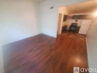 Main picture of 215 Avon St